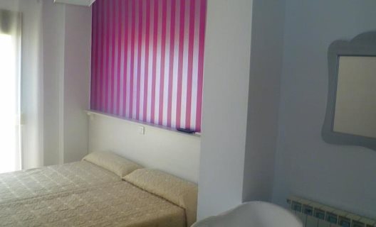 Hostal Plaza De Italia