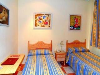 Hostal Plaza Dort