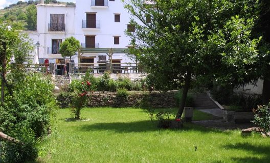 Hostal Poqueira