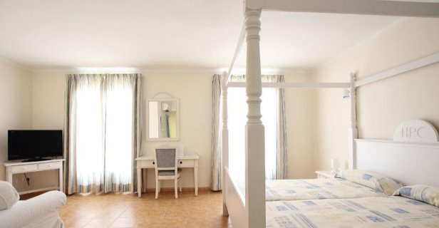 Hostal Portocolom