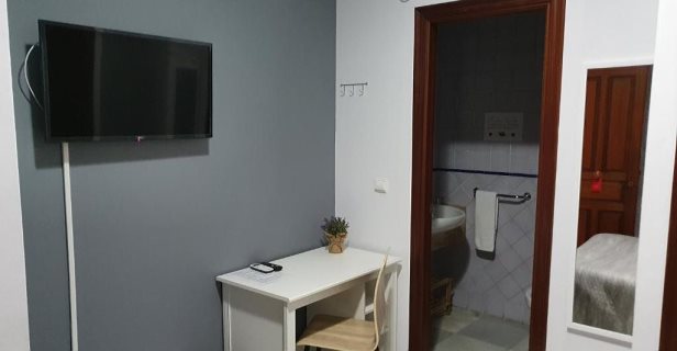 Hostal Puerta Carmona