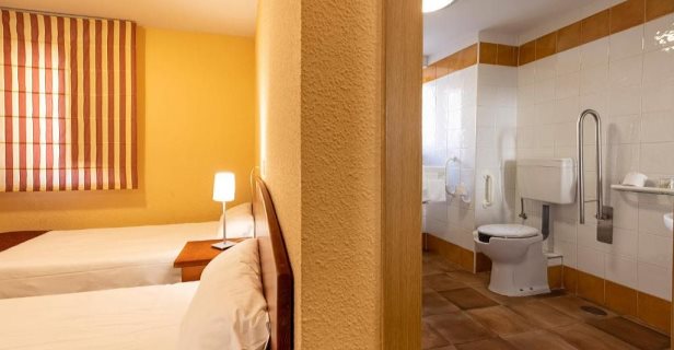 Hostal Puerta Del Alcazar