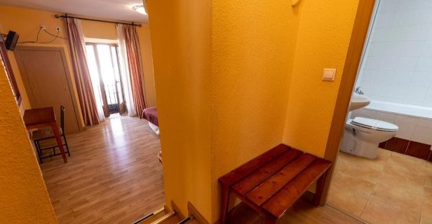 Hostal Puerta Del Alcazar