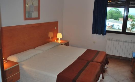 Hostal Q Albares