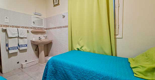 Hostal Ramón Y Cajal
