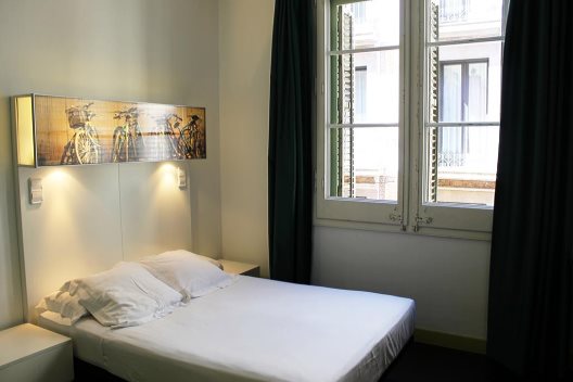 Hostal Raval Rooms