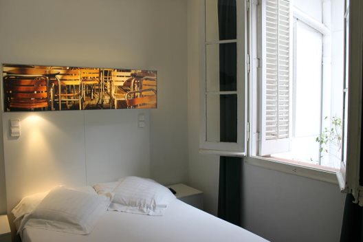 Hostal Raval Rooms