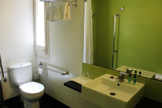Hostal Raval Rooms