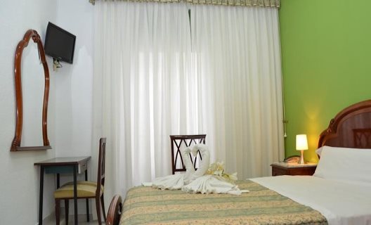 Hostal Reconquista