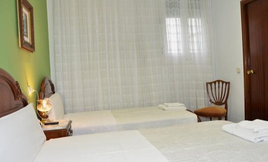 Hostal Reconquista
