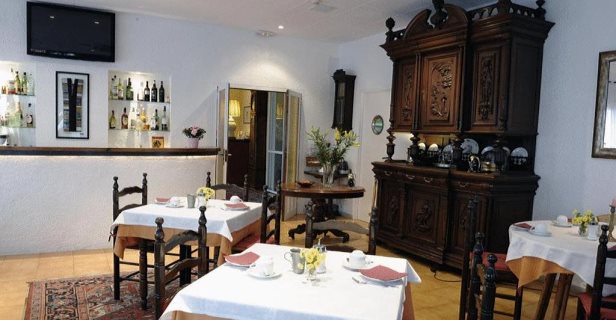 Hostal Residencia Catalina