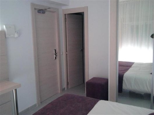 Hostal Residencia Diamante