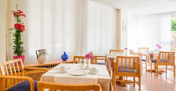 Hostal Residencia Sutimar
