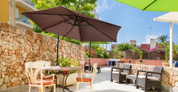 Hostal Residencia Sutimar