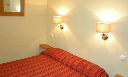 Hostal Residencial Castromira