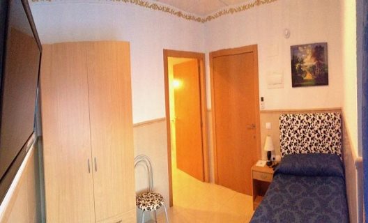 Hostal Residencial Rr Valencia