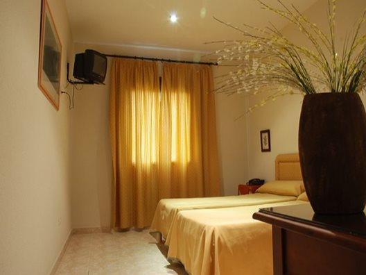 Hostal Restaurante León