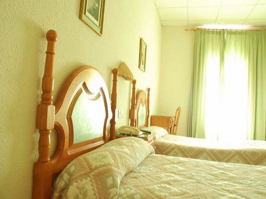 Hostal Restaurante León