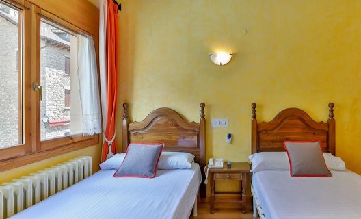 Hostal Rio Ara