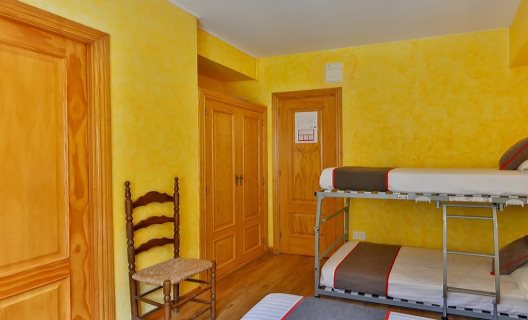 Hostal Rio Ara