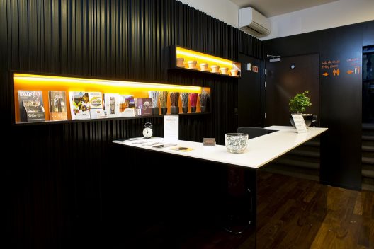 Hostal Riversuites