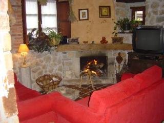 Hostal Rural La Portiella Del Llosu