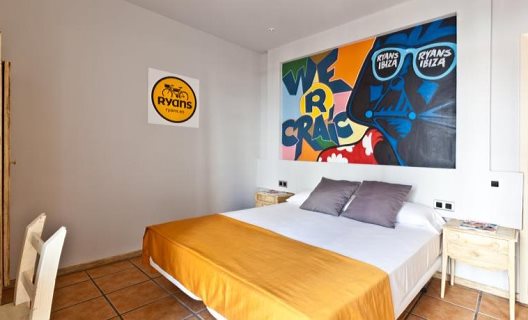 Hostal Ryans Pocket