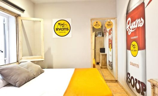 Hostal Ryans Pocket