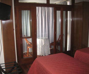Hostal Sancho García