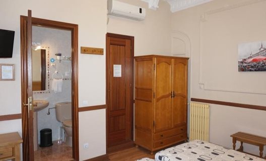 Hostal Santillan