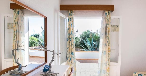 Hostal Sol Y Mar