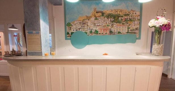 Hostal Sunset