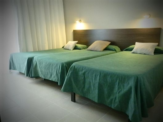 Hostal Tahiti