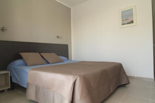 Hostal Tahiti