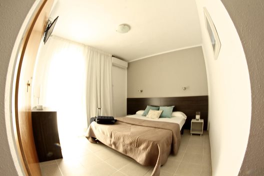 Hostal Tahiti