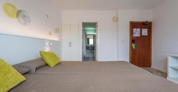 Hostal Tarba