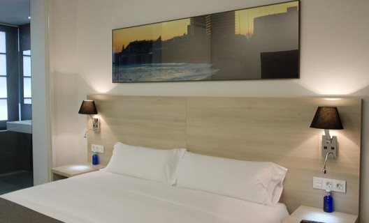 Hostal The 8 Boutique B&b