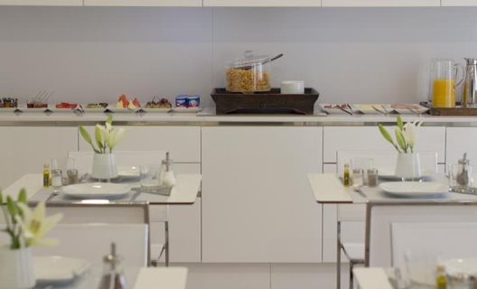 Hostal The 8 Boutique B&b