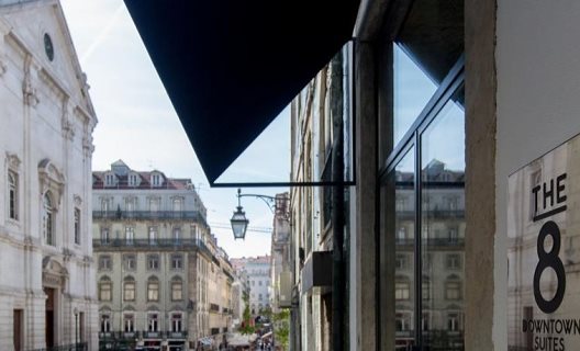 Hostal The 8 Down Town Suites
