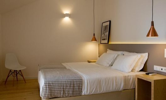 Hostal The 8 Down Town Suites