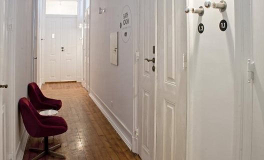 Hostal The Independente & Suites