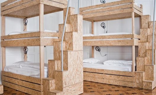 Hostal The Independente & Suites