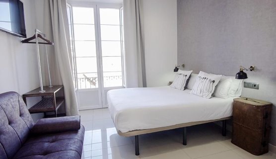 Hostal The Lights Suites