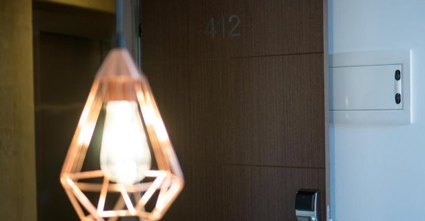Hostal The Lights Suites