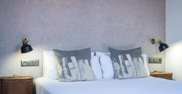 Hostal The Lights Suites