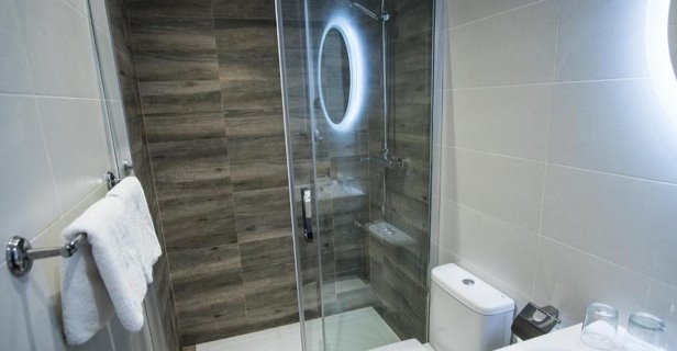 Hostal The Lights Suites