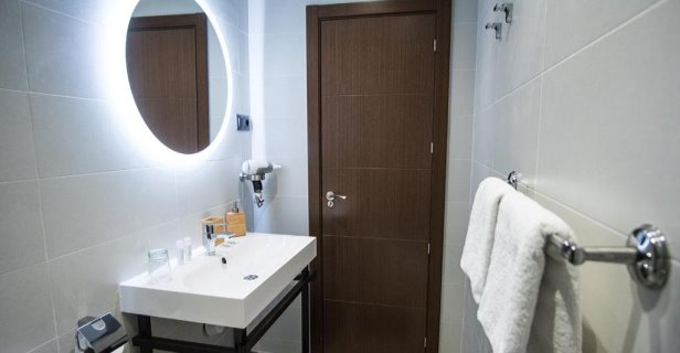 Hostal The Lights Suites