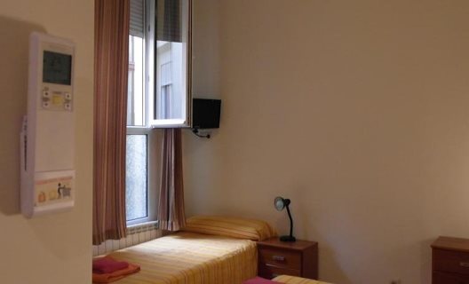 Hostal Tirso Plaza