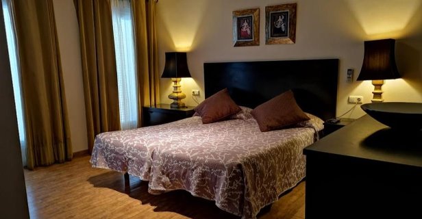 Hostal Tres Soles