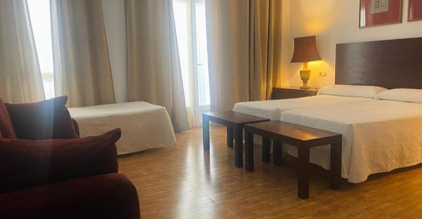 Hostal Tres Soles